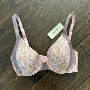 Soma Embraceable Demi Lace Trimmed ed Pink and Gray Paisley Bra